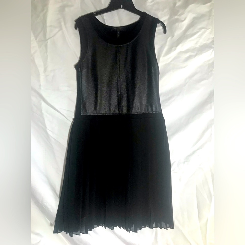 BCBG Maxazria Women’s Size Medium Cleo Sexy Black Dress